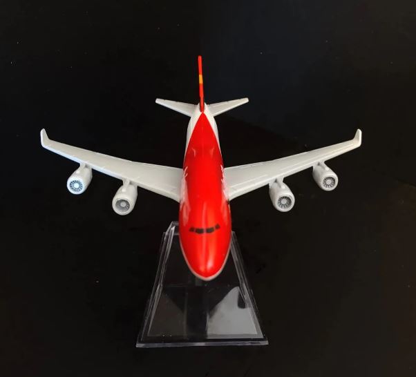 Avião AVIANCA em Miniatura